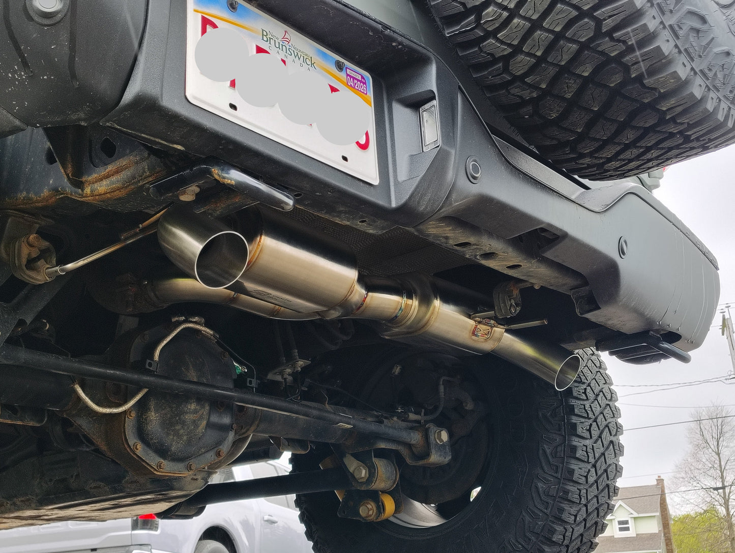New ford bronco exhaust