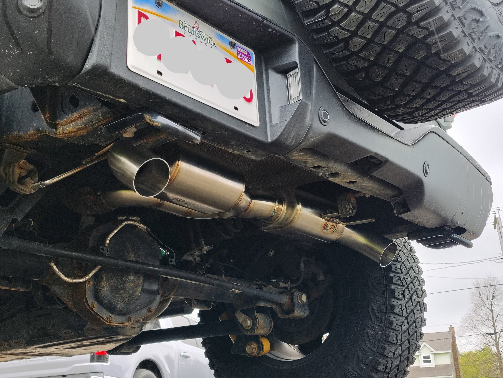 New ford bronco exhaust