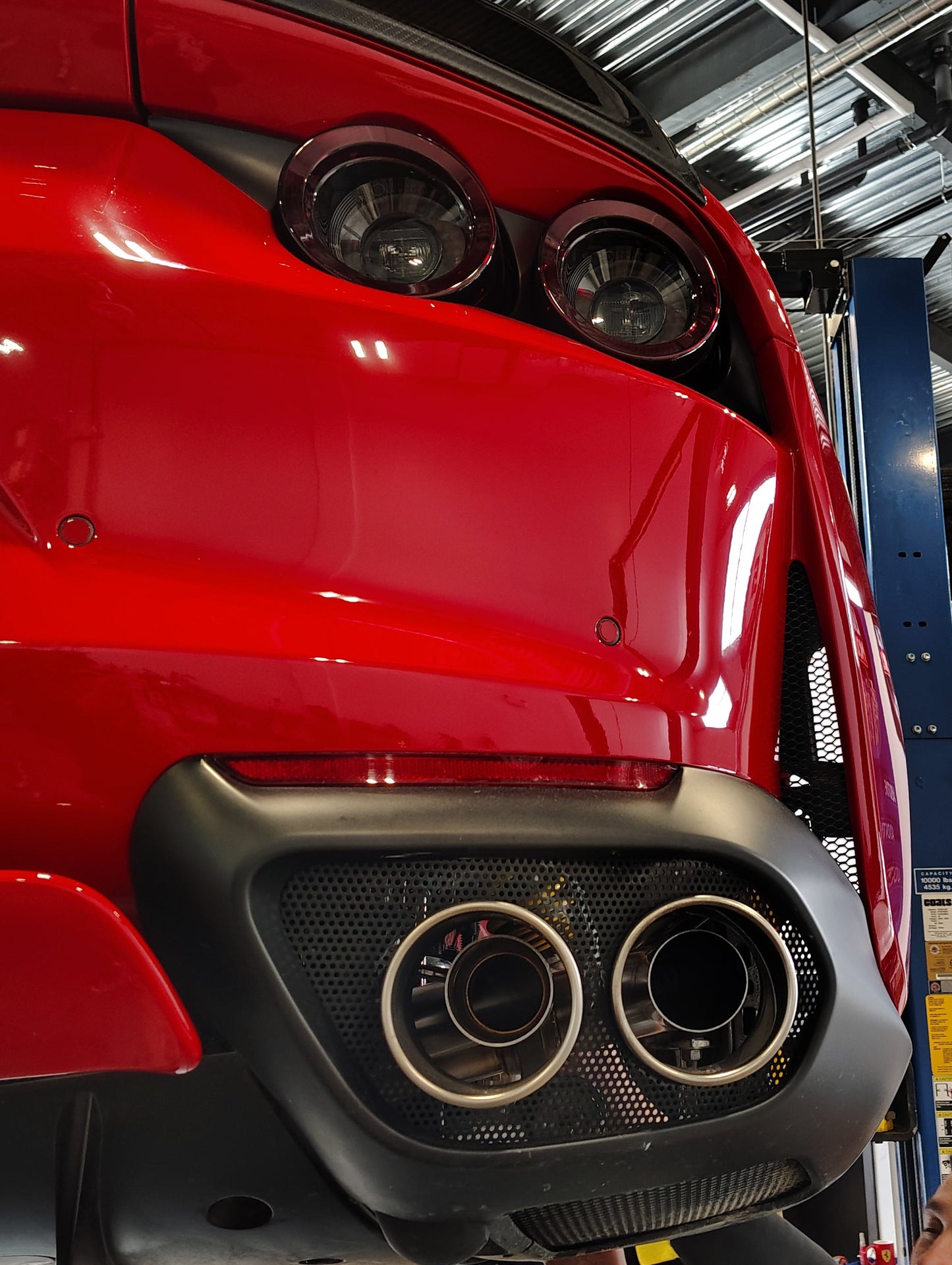 Ferrari 812 Superfast Full Exhaust system